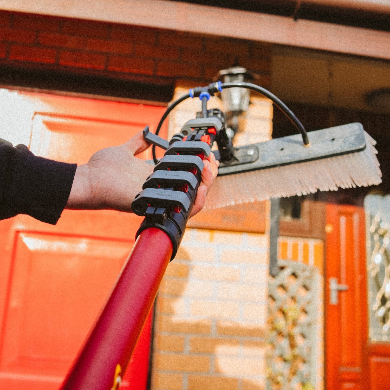 FaceLift® Orbital Hybrid